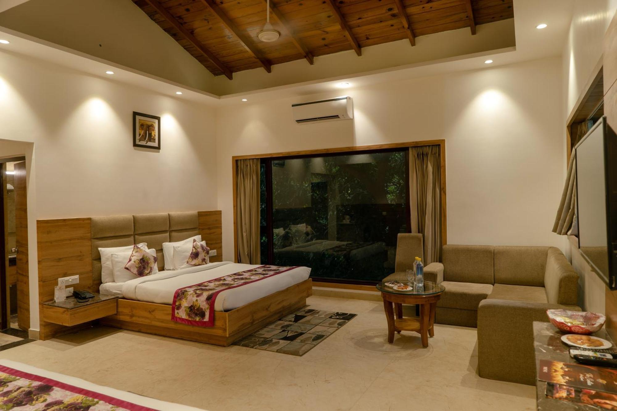 Wood Castle Spa & Resort Dhikuli Exterior foto